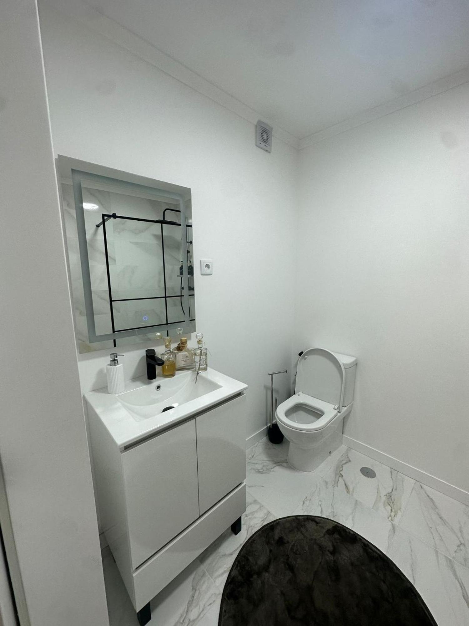 Apartamento T3 Em Lisboa/ เกลูซ ภายนอก รูปภาพ